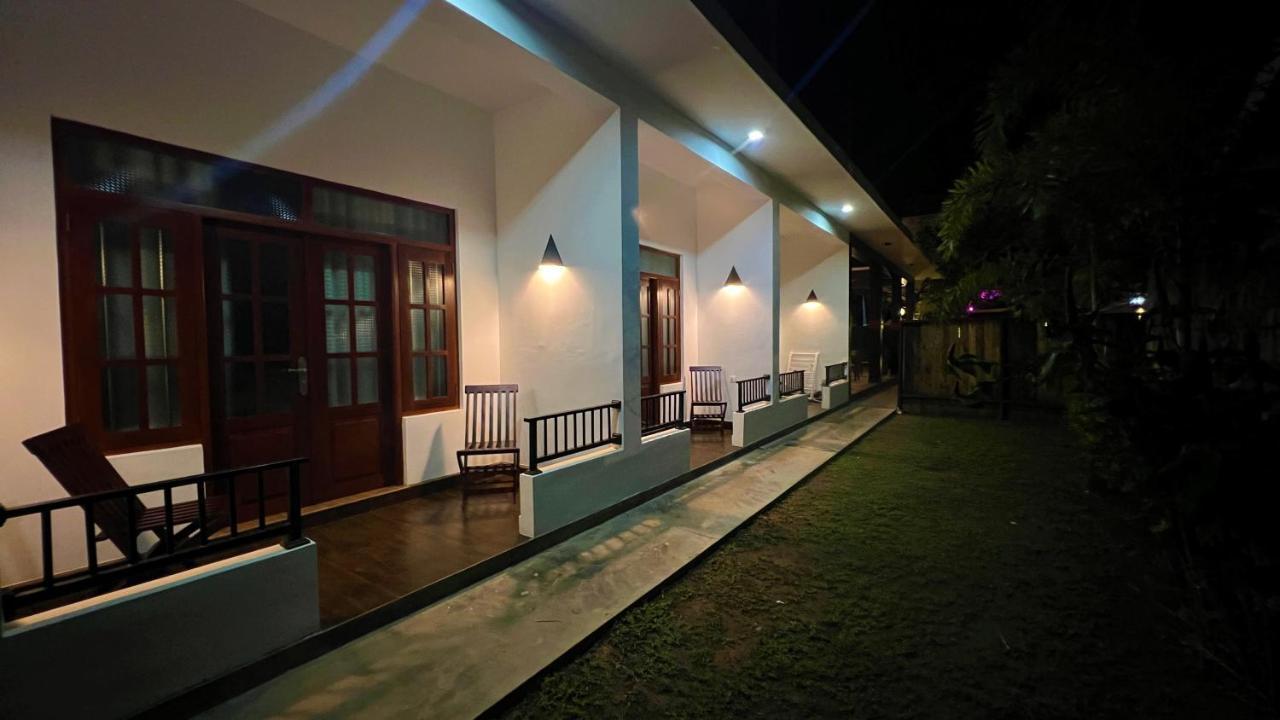Sea Pink Residence Bentota Exterior photo